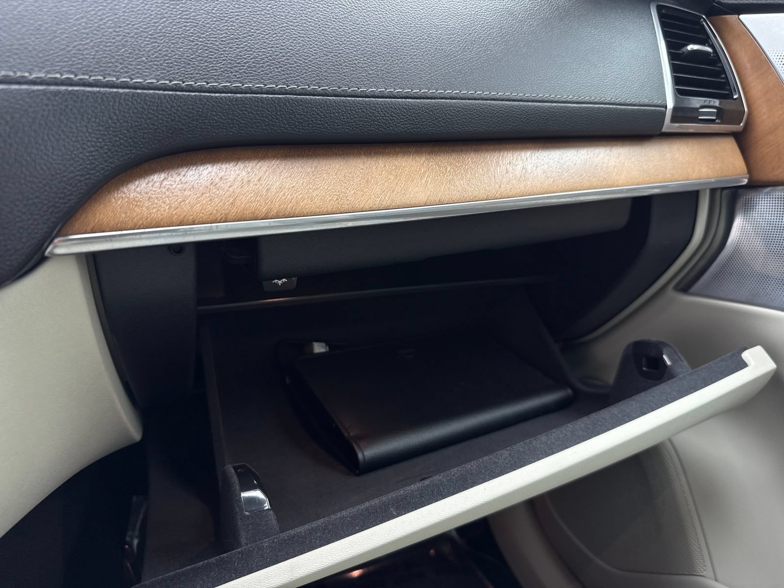 Used 2018 Volvo XC90 T6 Inscription w/ Luxury Package AWD/4WD image 33