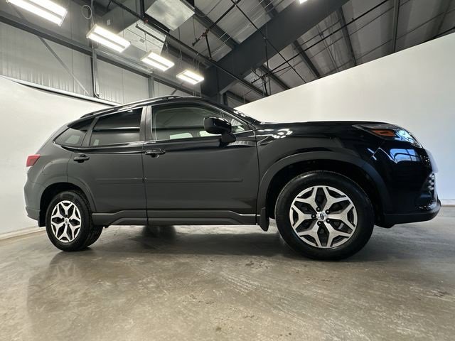 Certified 2024 Subaru Forester Premium image 3