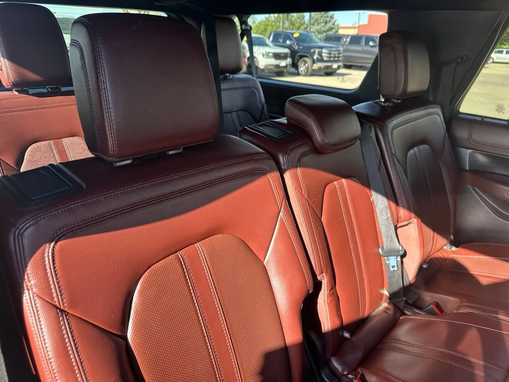 Used 2022 Ford Expedition Max Limited AWD/4WD image 29