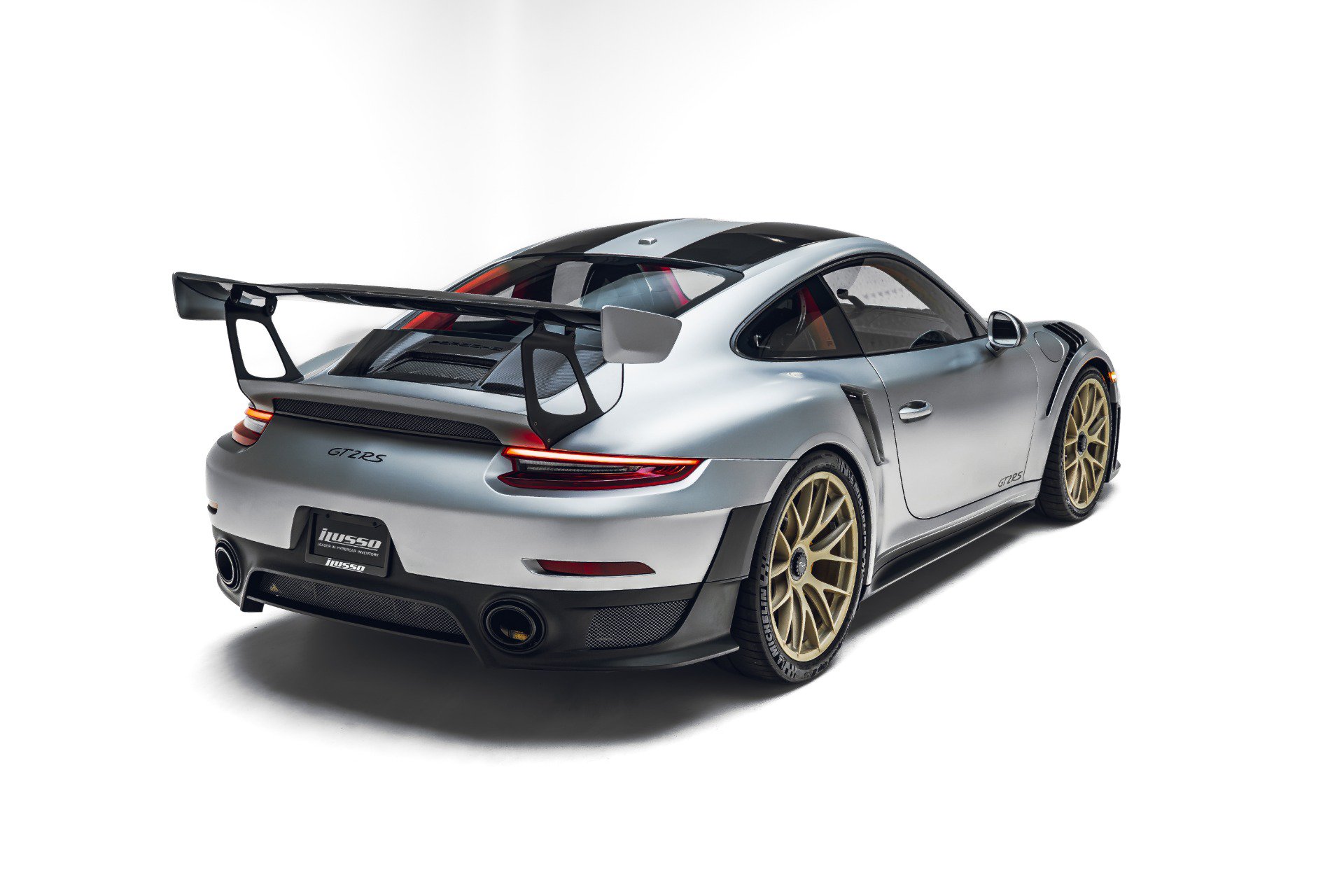 Used 2018 Porsche 911 GT2 RS RWD image 8