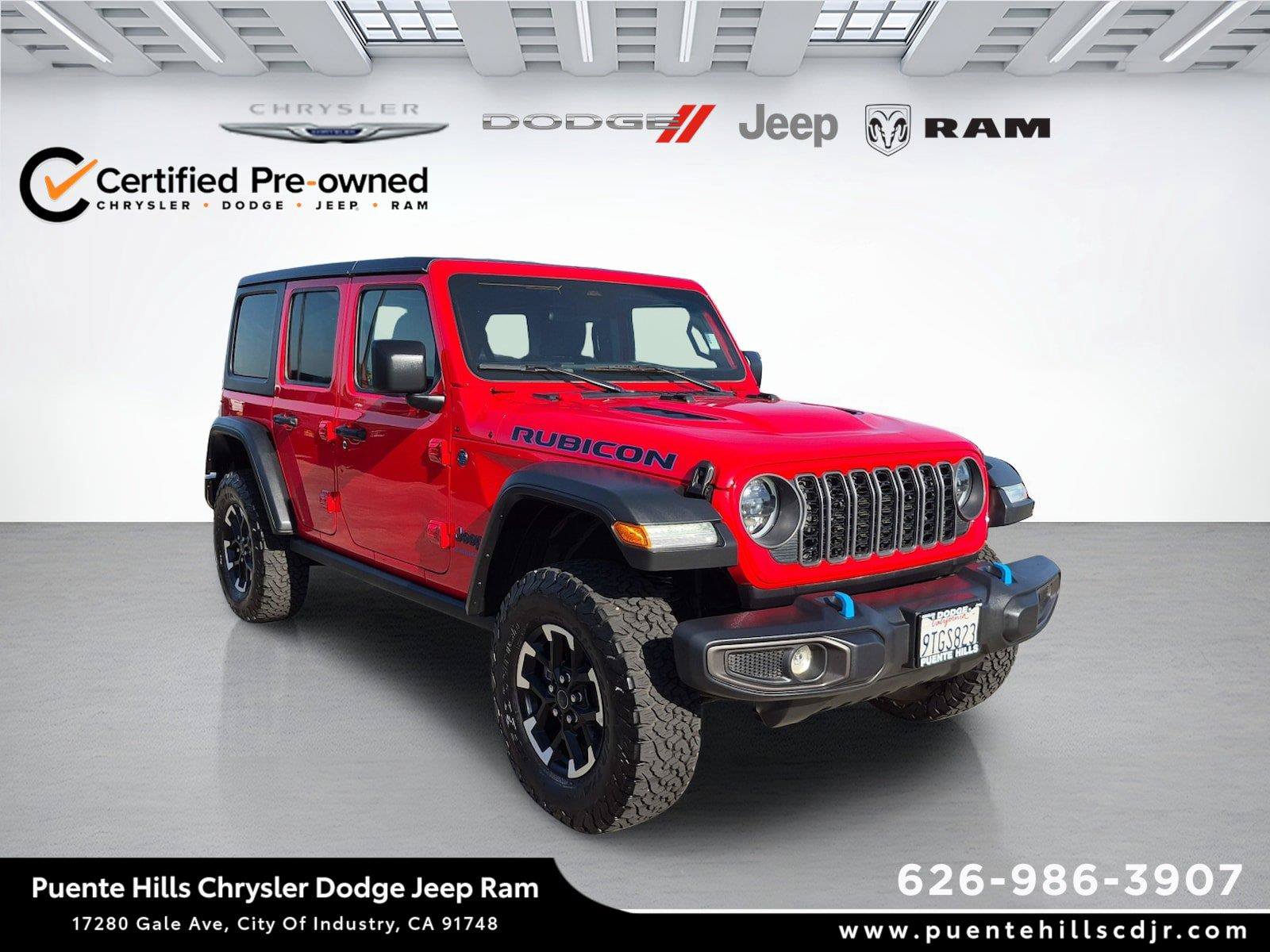 Certified 2025 Jeep Wrangler Unlimited Rubicon 4xe w/ Convenience Group AWD/4WD image 1