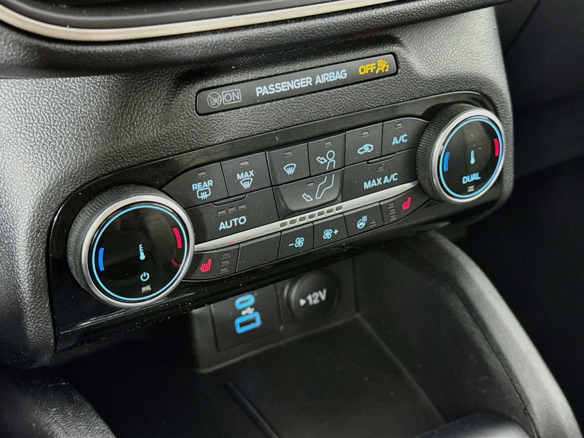 Used 2022 Ford Escape SE w/ Convenience Package AWD/4WD image 16