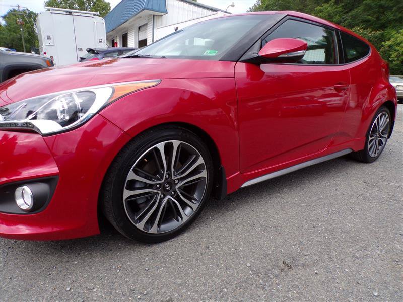 Used 2016 Hyundai Veloster Turbo w/ Option Group 04 FWD image 5