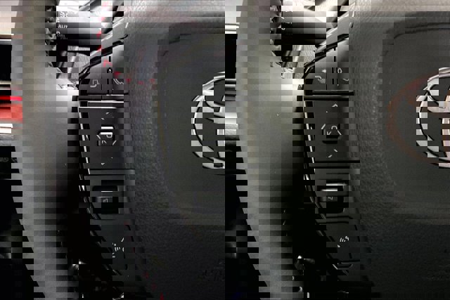 New 2026 Toyota Prius PLUG-IN image 18