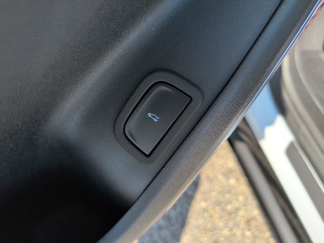 New 2026 Buick Enclave Sport Touring w/ Power Package image 22