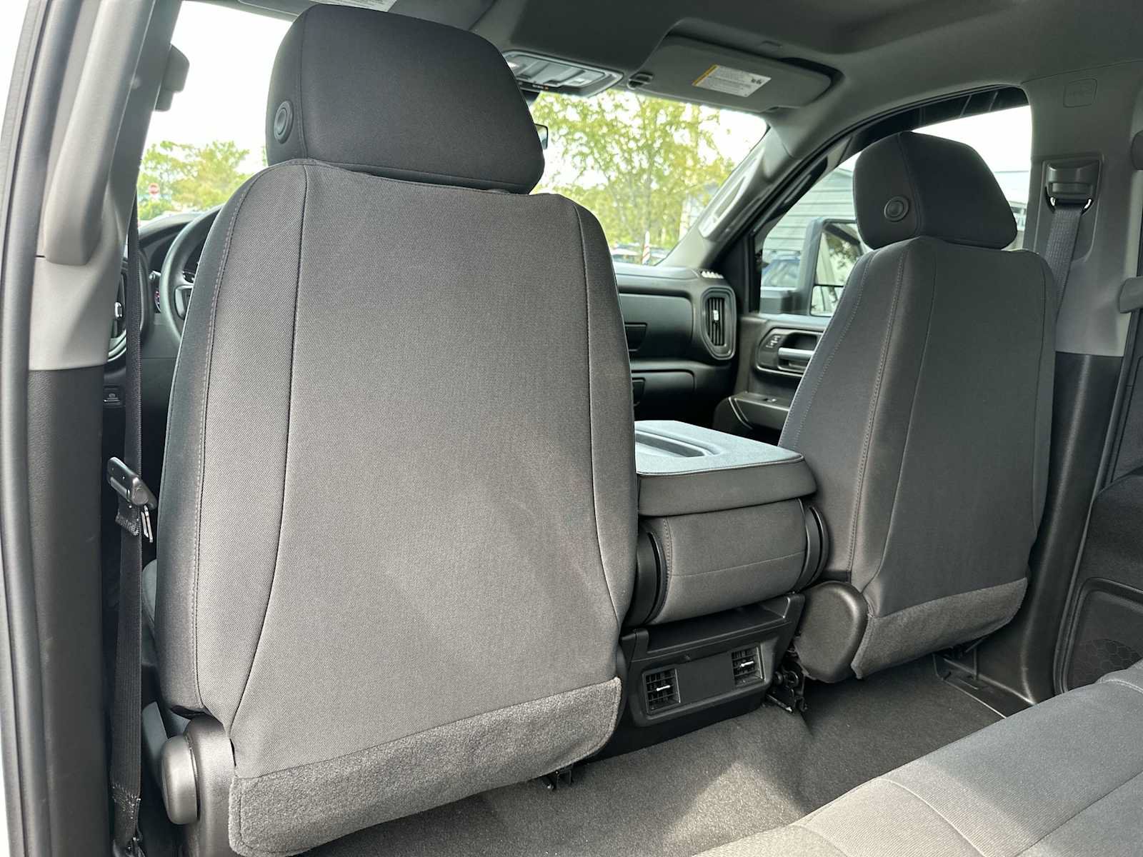 Certified 2025 Chevrolet Silverado 2500 Custom AWD/4WD image 16