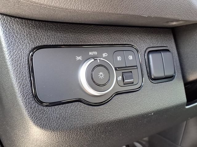 Used 2024 Mercedes-Benz Sprinter 3500 image 11