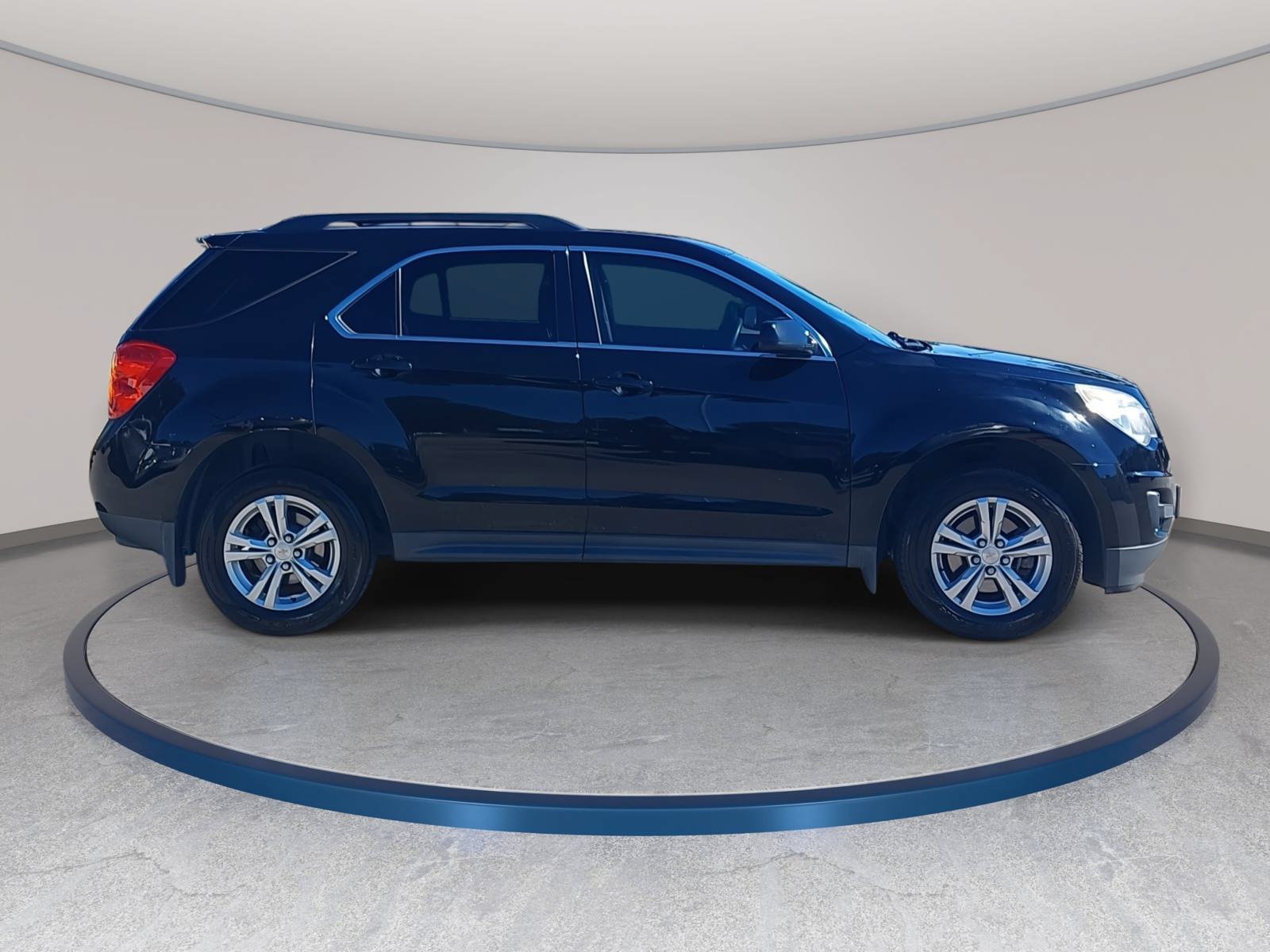 Used 2015 Chevrolet Equinox LT w/ Driver Convenience Package FWD image 4