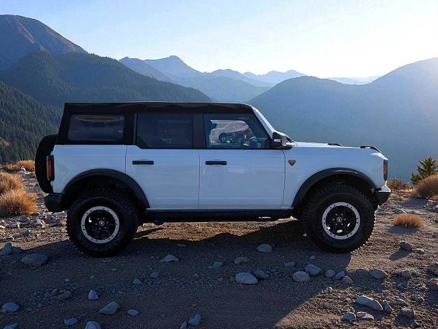 Certified 2024 Ford Bronco Badlands image 7