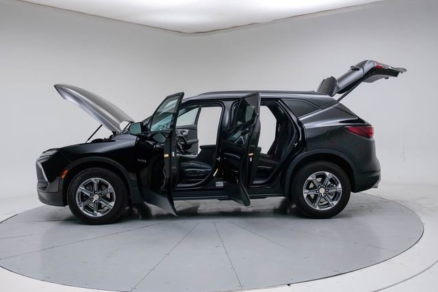 Used 2023 Chevrolet Blazer LT w/ Convenience Package image 19