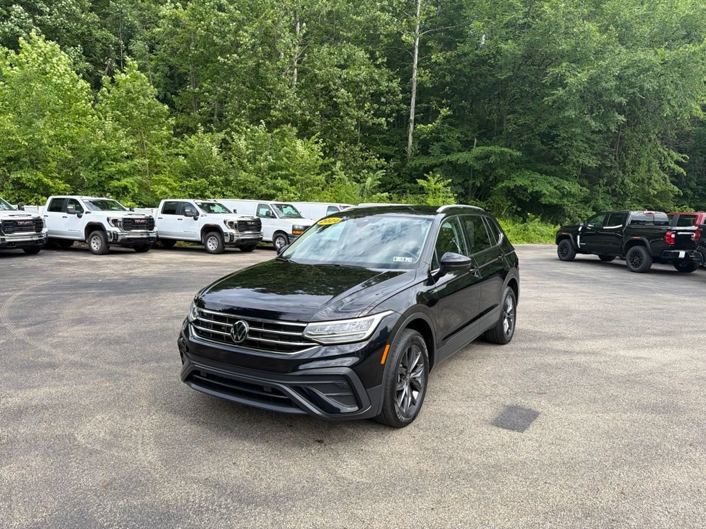 Used 2024 Volkswagen Tiguan Wolfsburg Edition AWD/4WD image 7