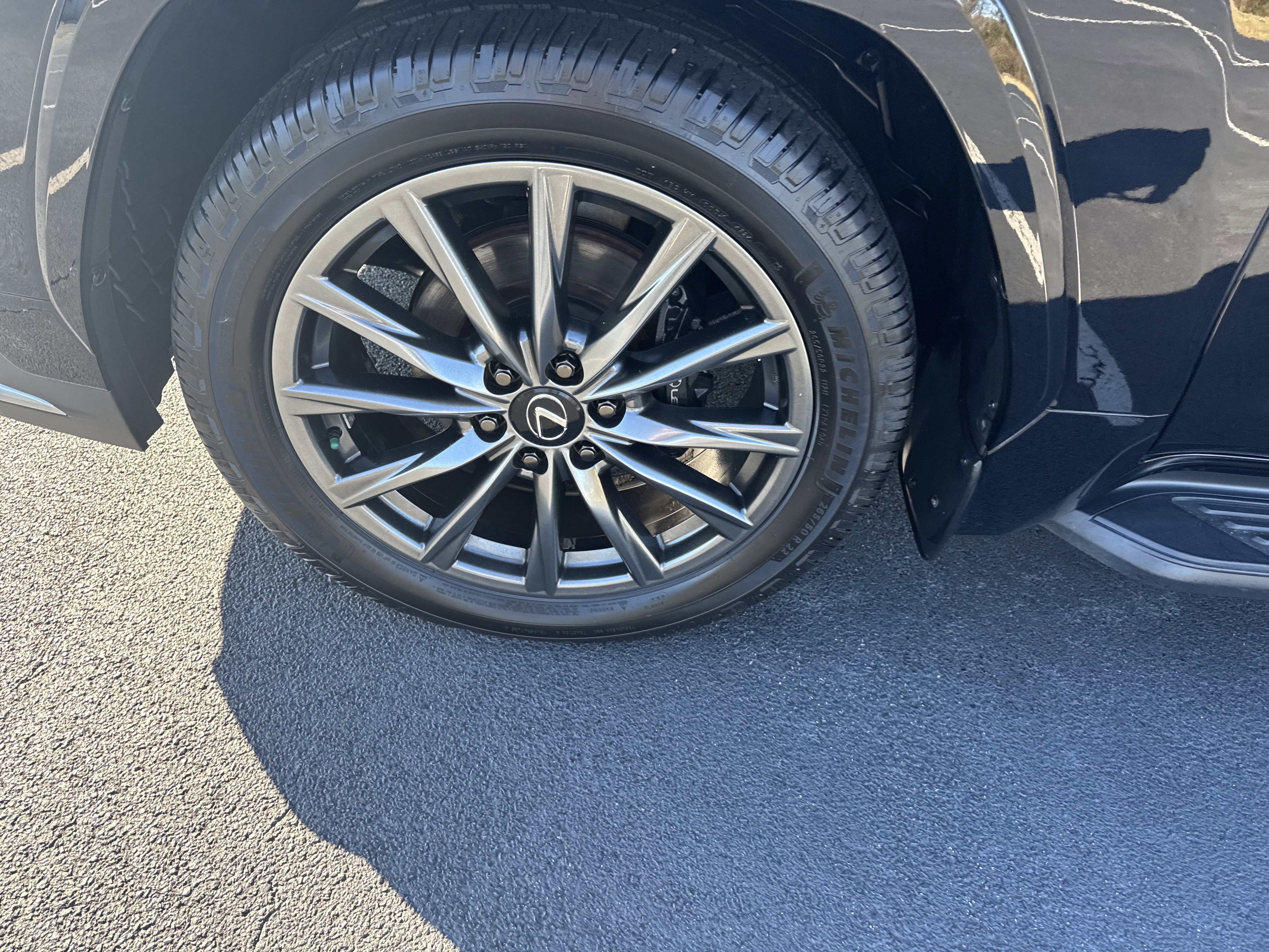 Used 2024 Lexus LX 600 F Sport AWD/4WD image 9