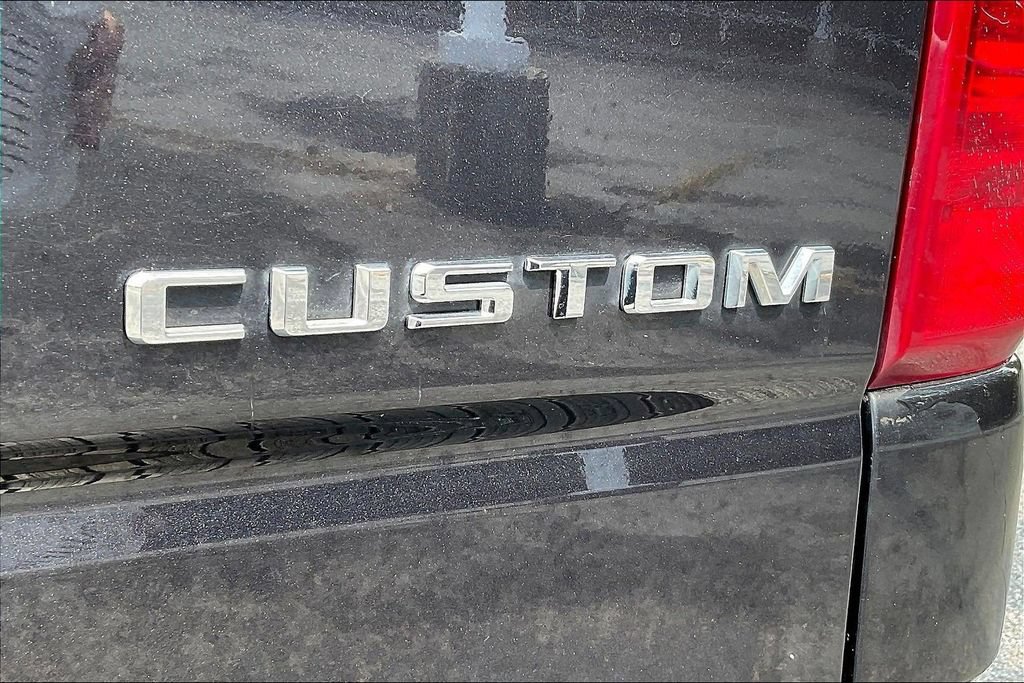 Used 2022 Chevrolet Silverado 1500 Custom AWD/4WD image 27