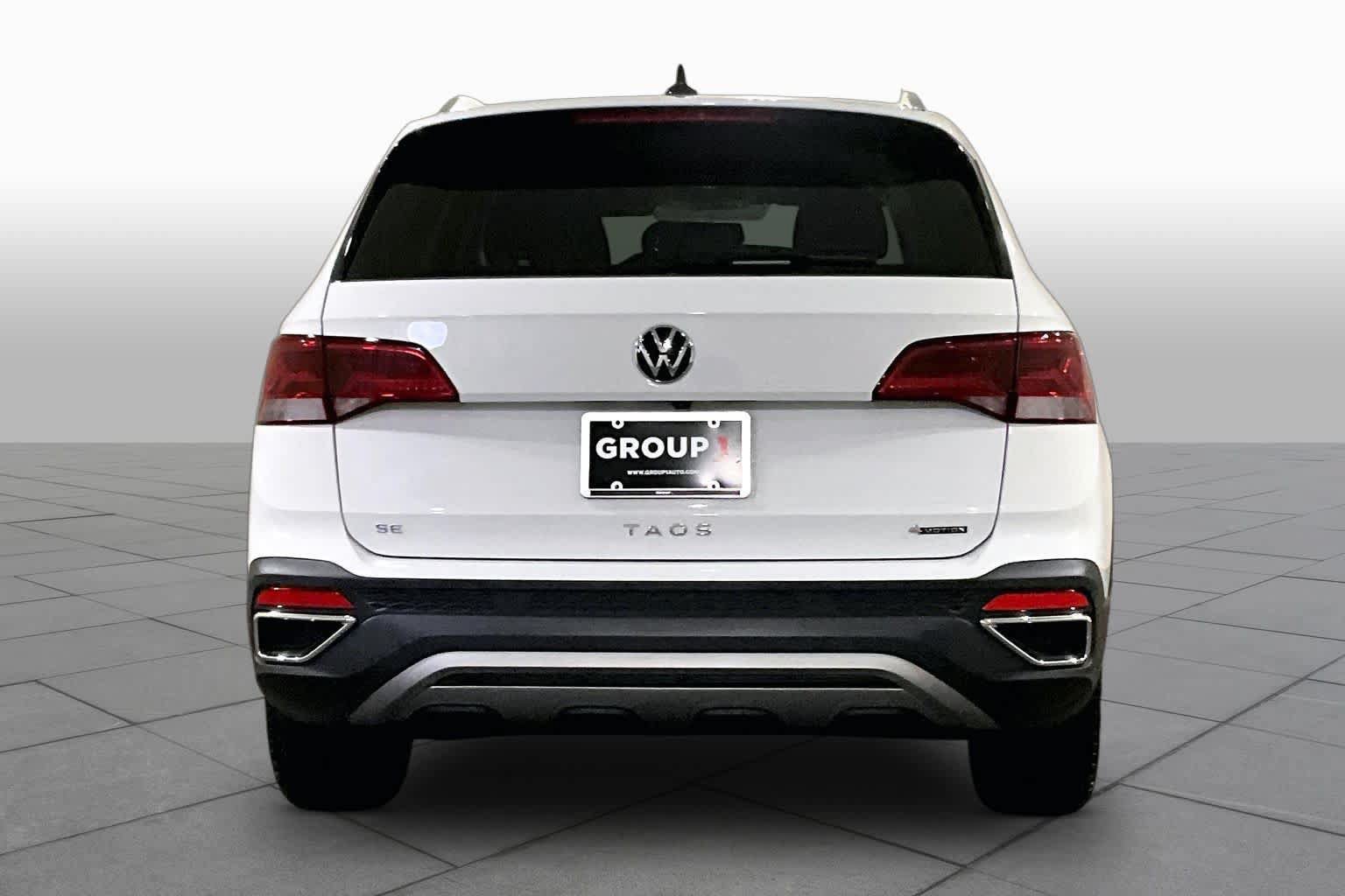 Used 2022 Volkswagen Taos SE AWD/4WD image 4