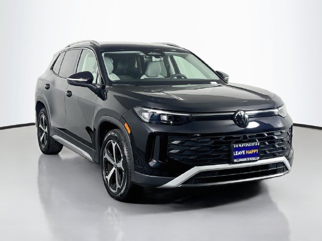 Certified 2025 Volkswagen Tiguan SE