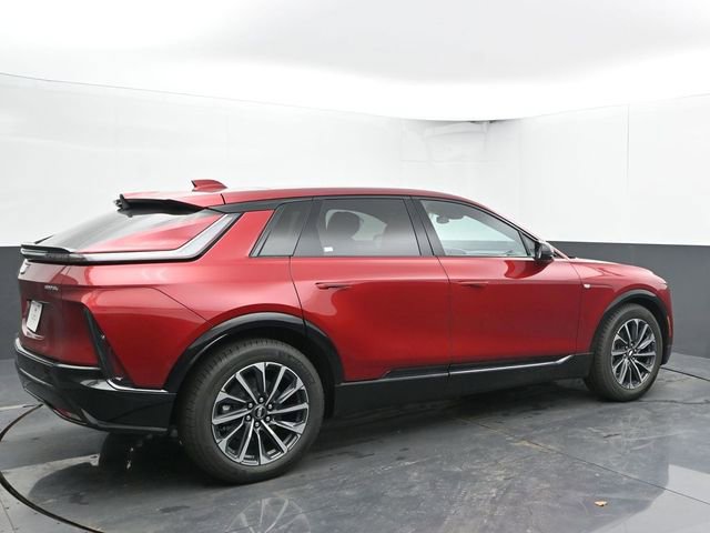 New 2025 Cadillac Lyriq Sport image 10