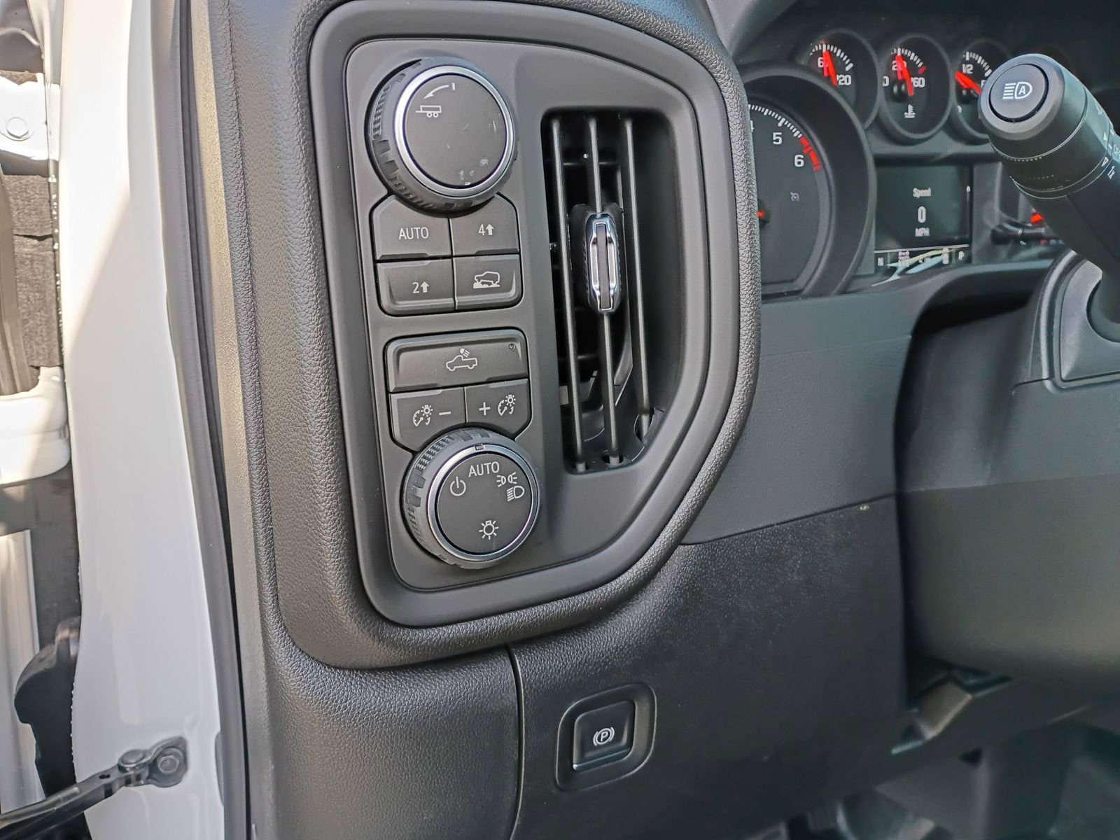 New 2026 Chevrolet Silverado 1500 W/T w/ WT Value Package image 30