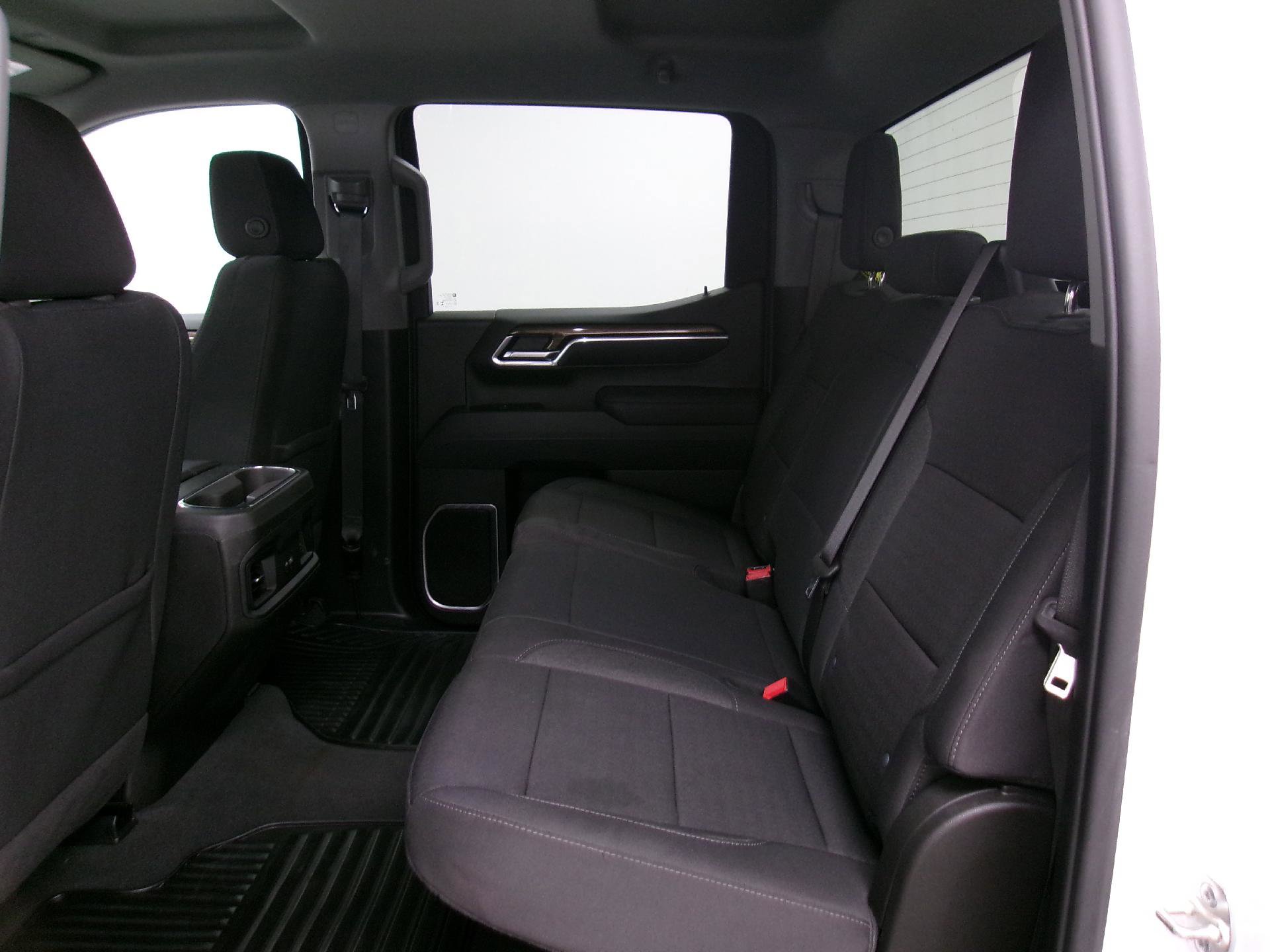 Certified 2025 Chevrolet Silverado 1500 RST AWD/4WD image 9