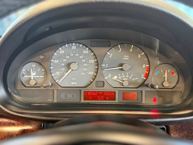 Used 2001 BMW 325Ci Convertible RWD image 27