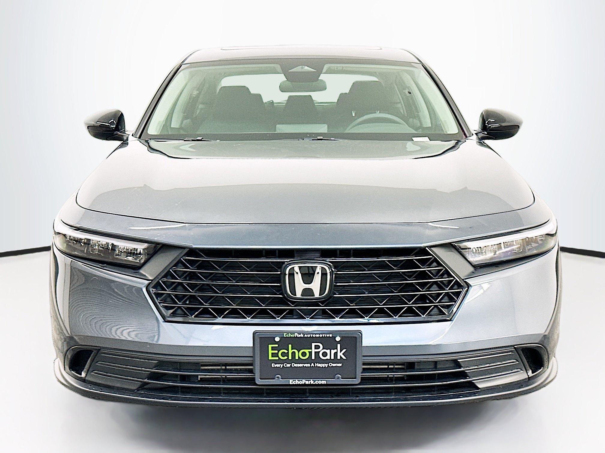 Used 2025 Honda Accord SE image 2