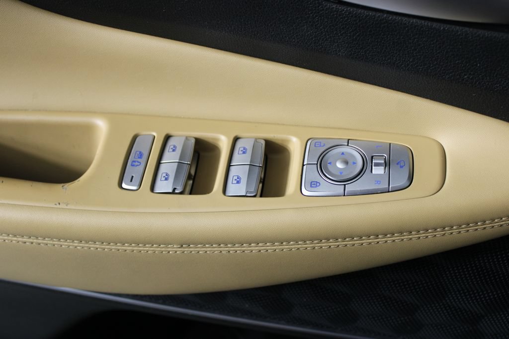 Certified 2022 Hyundai Santa Fe Calligraphy FWD image 24