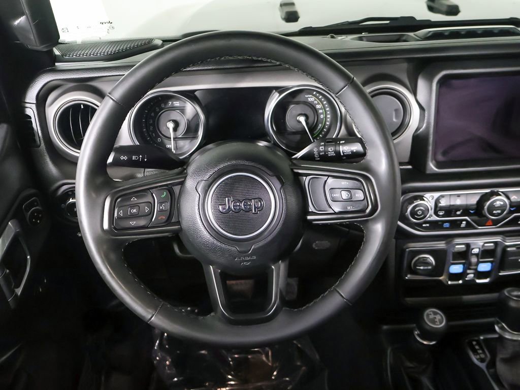 Used 2023 Jeep Wrangler Unlimited w/ Cold Weather Group image 28