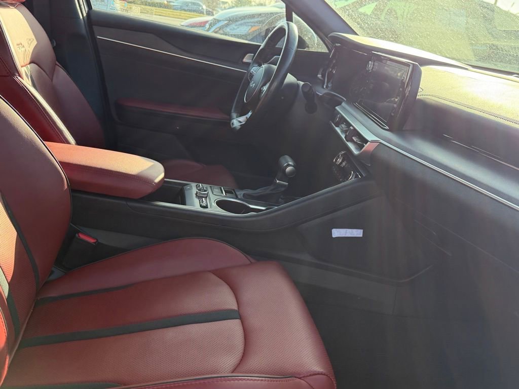 Used 2024 Kia K5 GT-Line image 13