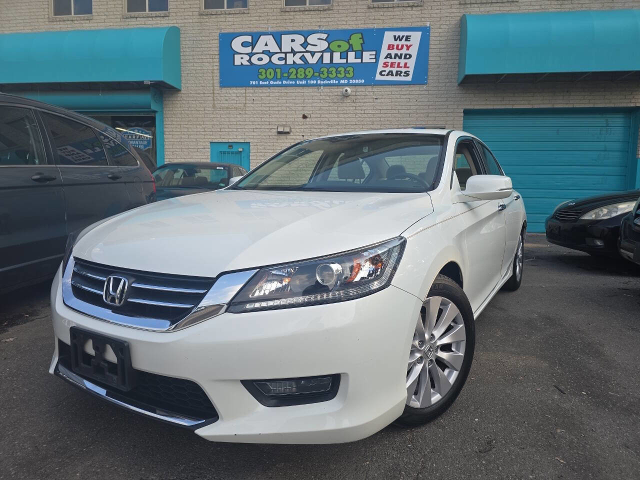 Used 2014 Honda Accord EX image 2