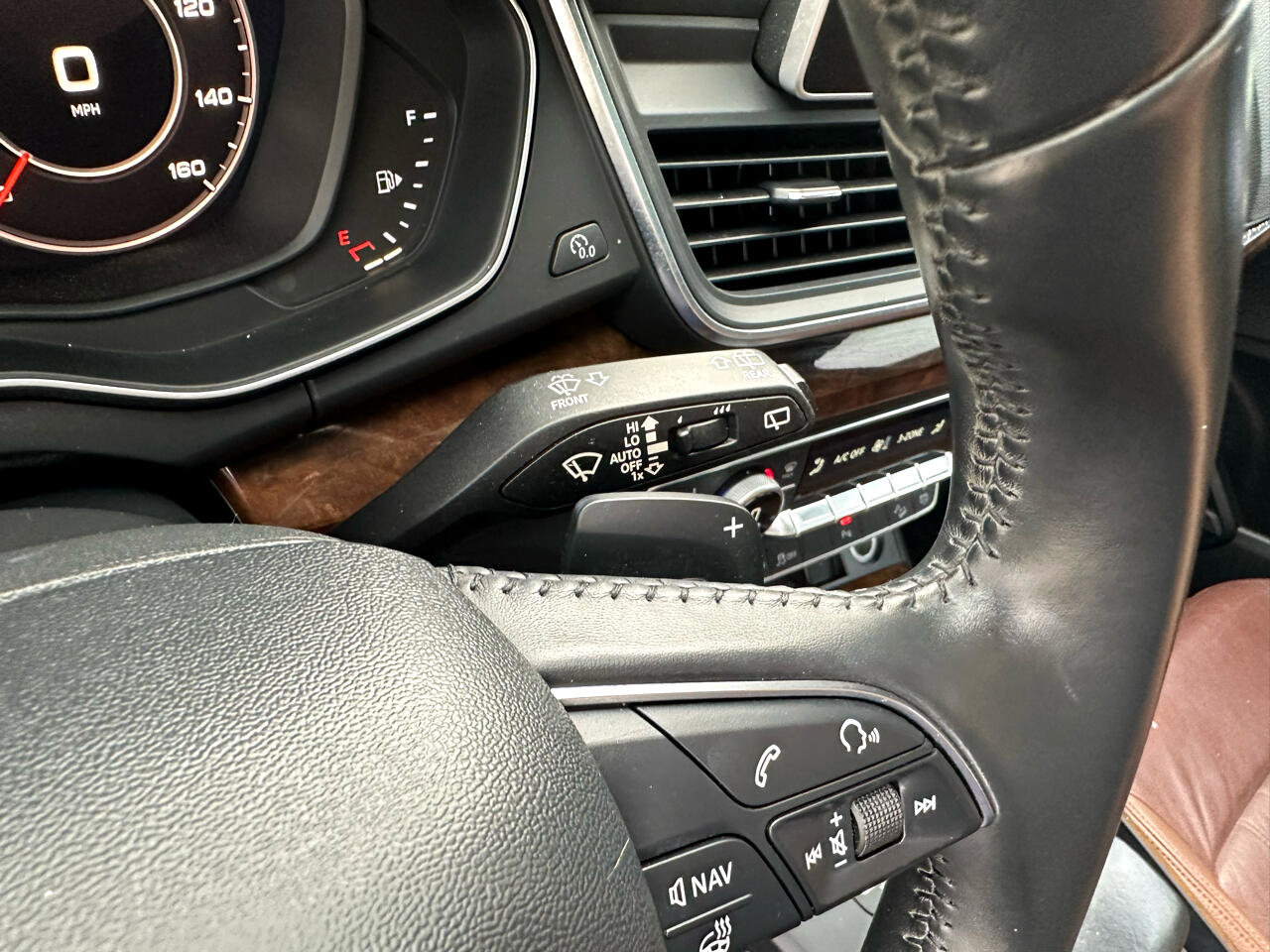 Used 2018 Audi Q5 2.0T Premium Plus w/ Premium Plus Package image 45