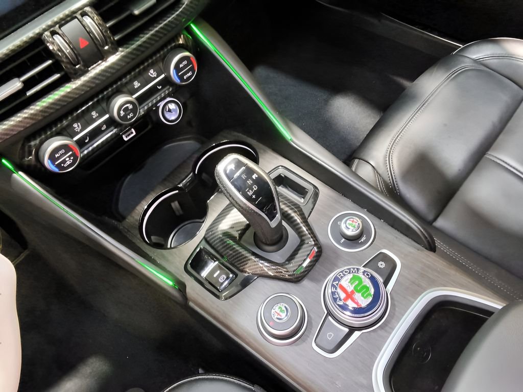 Used 2022 Alfa Romeo Giulia Ti image 30