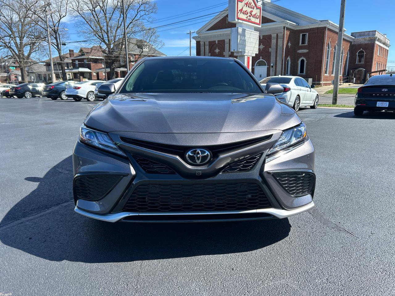 Used 2024 Toyota Camry XSE w/ Navigation Package FWD image 2