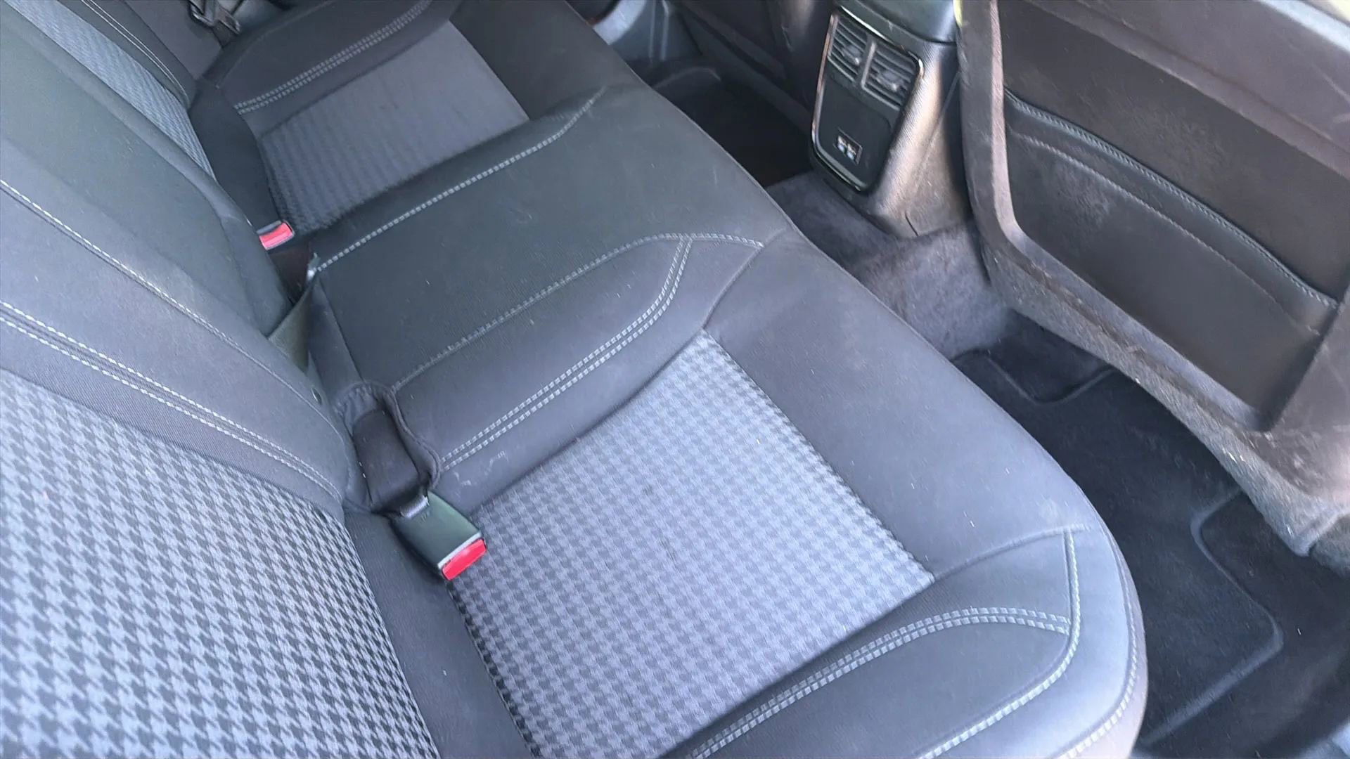 Used 2018 Dodge Charger GT w/ Driver Confidence Group image 61