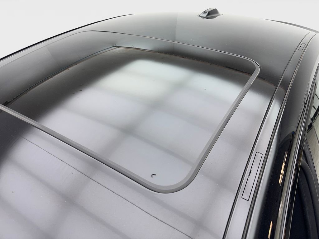 Used 2023 BMW i4 eDrive35 image 20