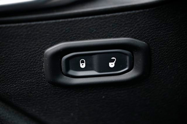 Used 2021 Jeep Gladiator Willys image 18