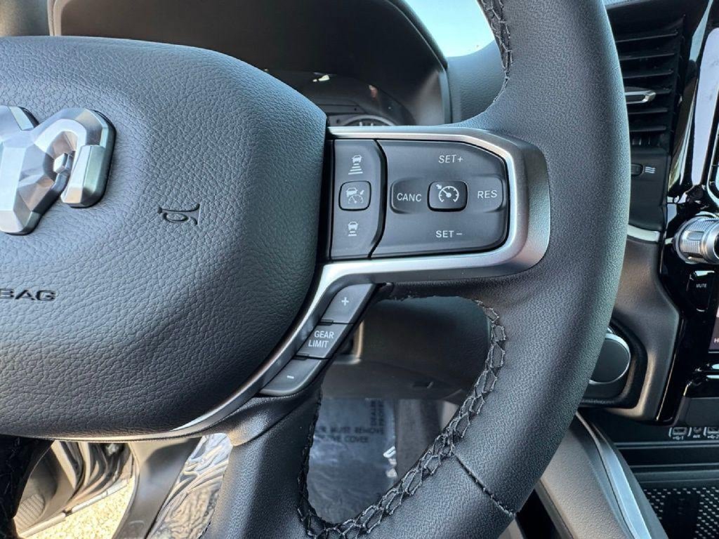 New 2026 RAM 1500 Big Horn AWD/4WD image 22