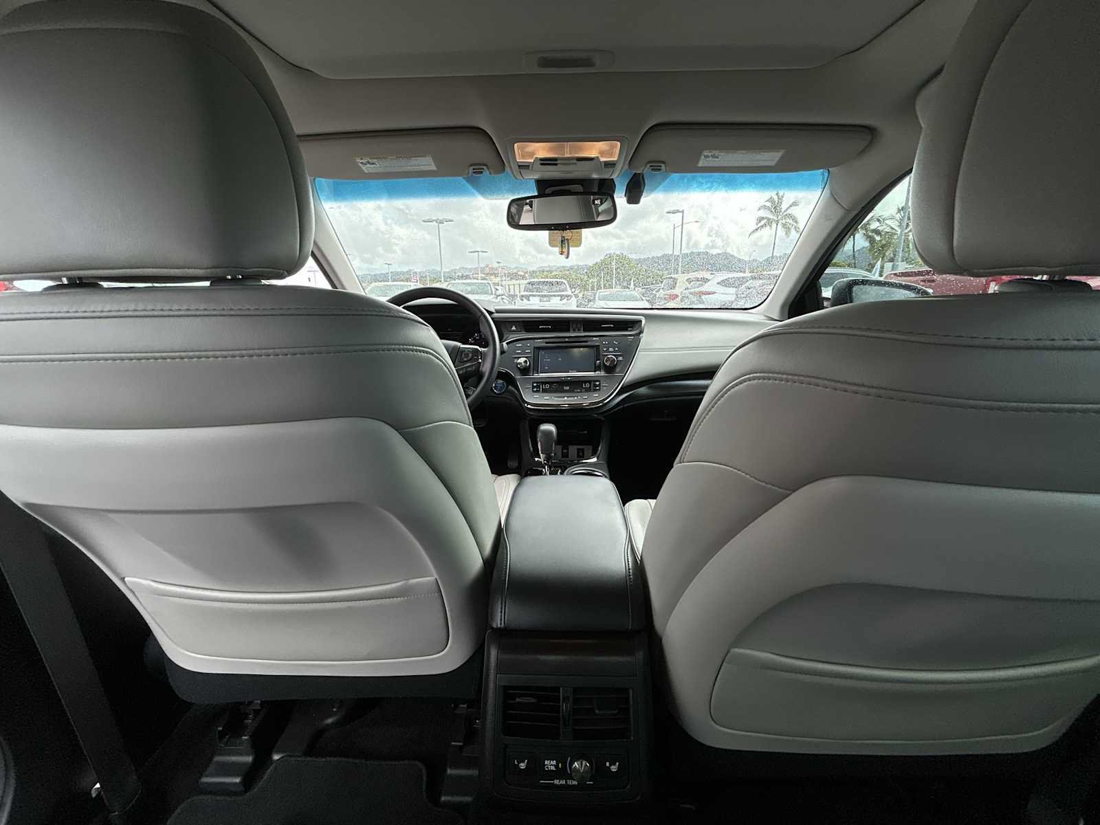 Used 2017 Toyota Avalon Limited FWD image 21