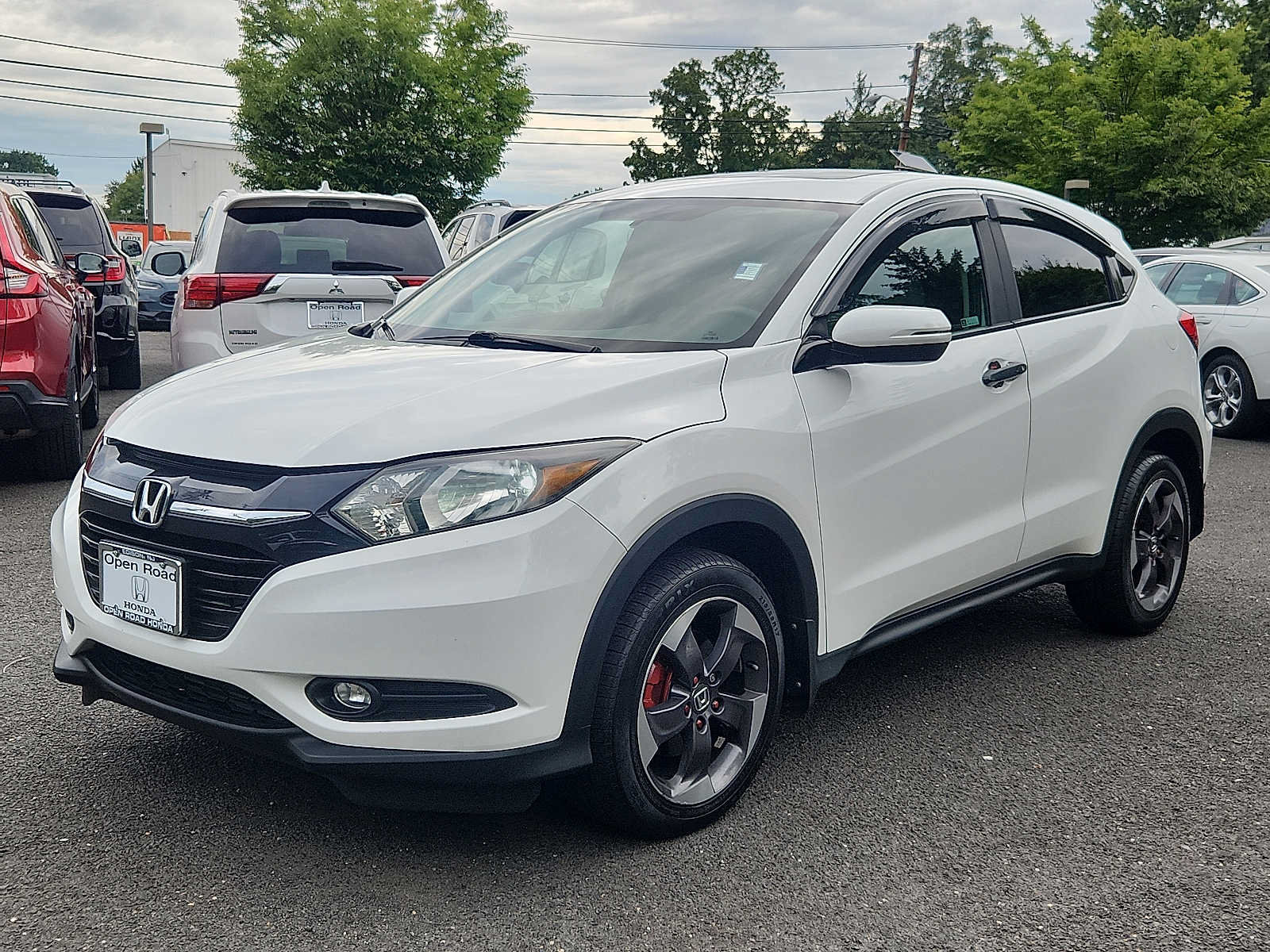 Used 2018 Honda HR-V EX image 3