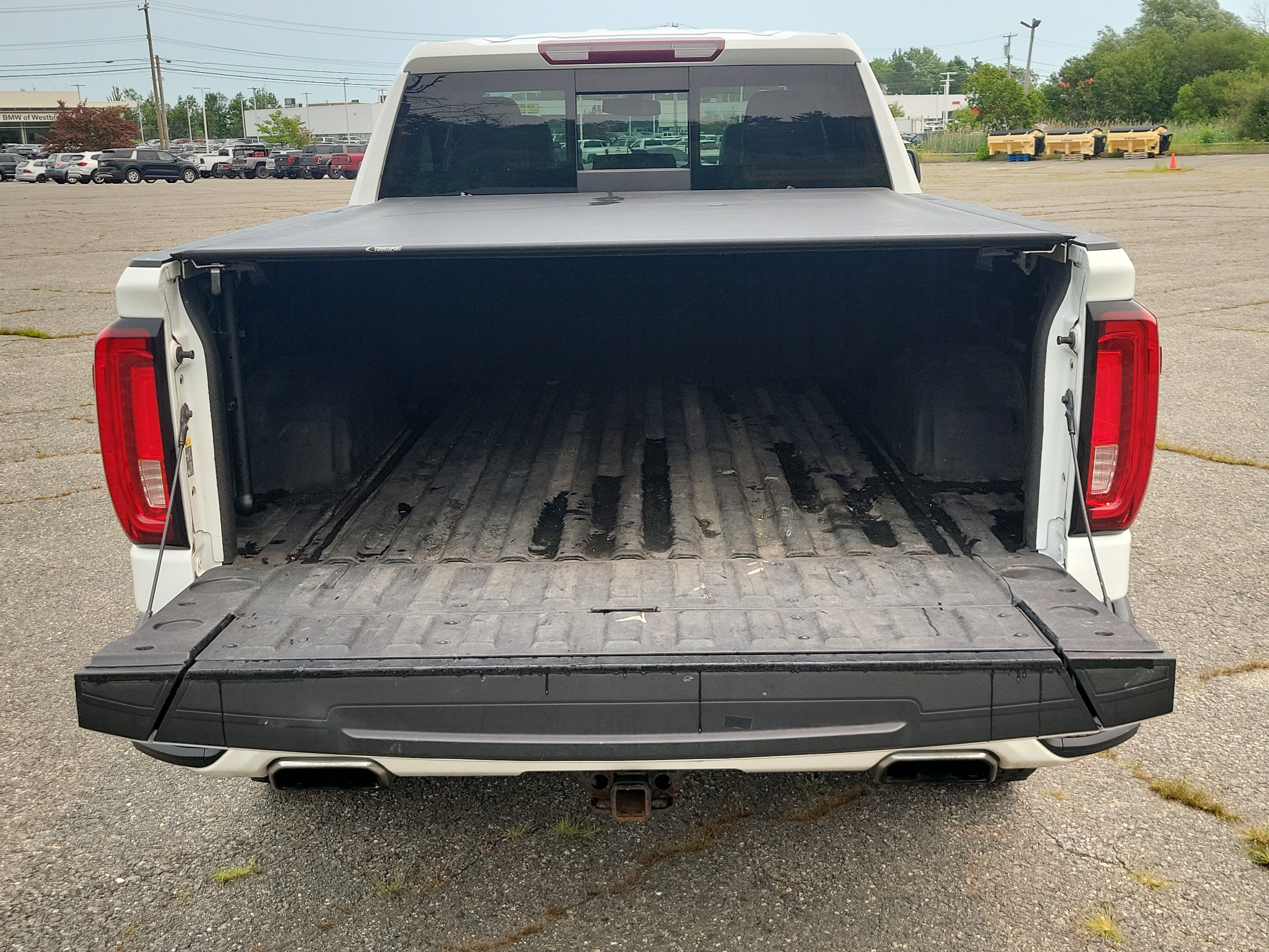 Used 2019 GMC Sierra 1500 AT4 w/ AT4 Premium Package AWD/4WD image 17