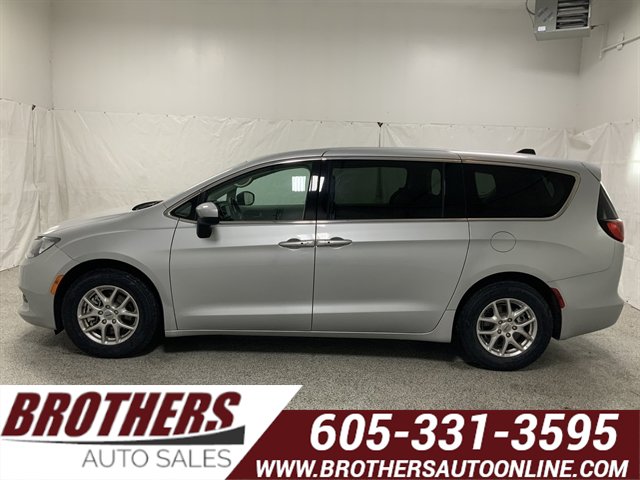Used 2023 Chrysler Voyager LX