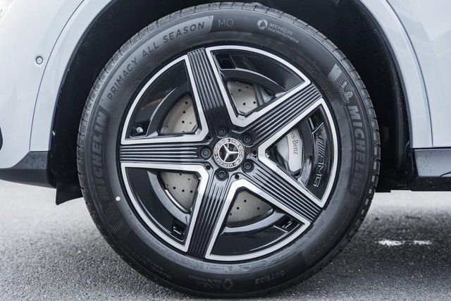 New 2026 Mercedes-Benz GLC 300 4MATIC image 19