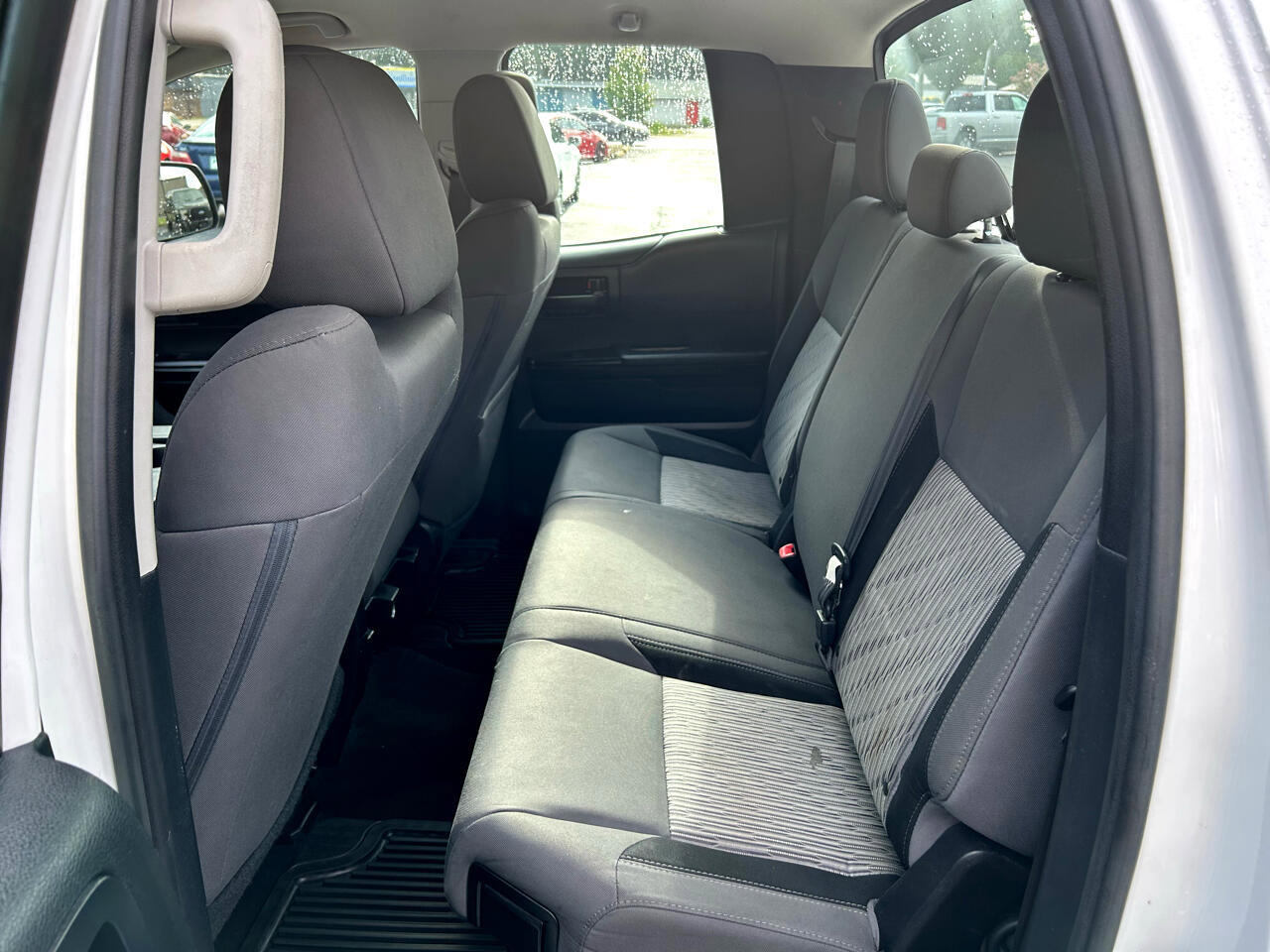 Used 2017 Toyota Tundra SR5 image 7