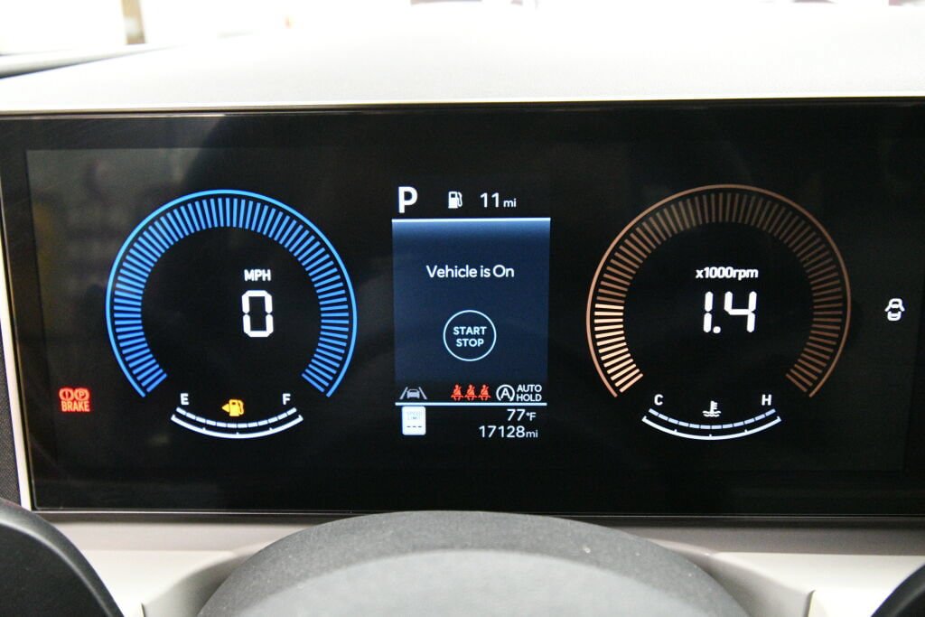 Used 2026 Hyundai Tucson SEL Plus AWD/4WD image 13