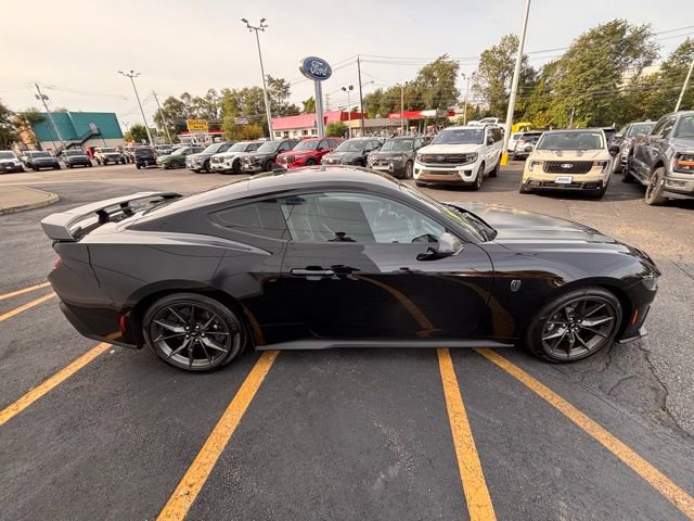 Used 2024 Ford Mustang Dark Horse image 9