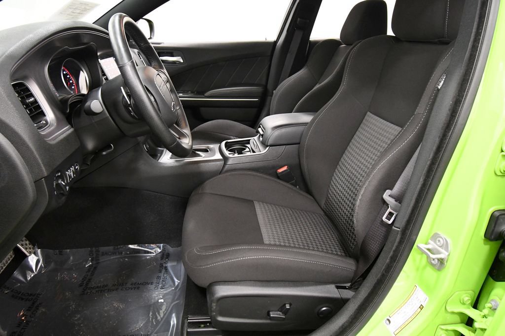 Used 2023 Dodge Charger Scat Pack w/ Technology Group RWD image 14