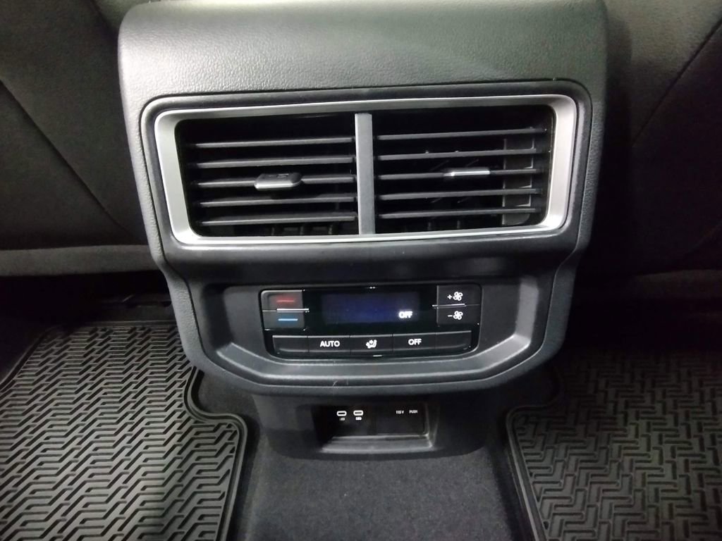 New 2026 Volkswagen Atlas SE image 36