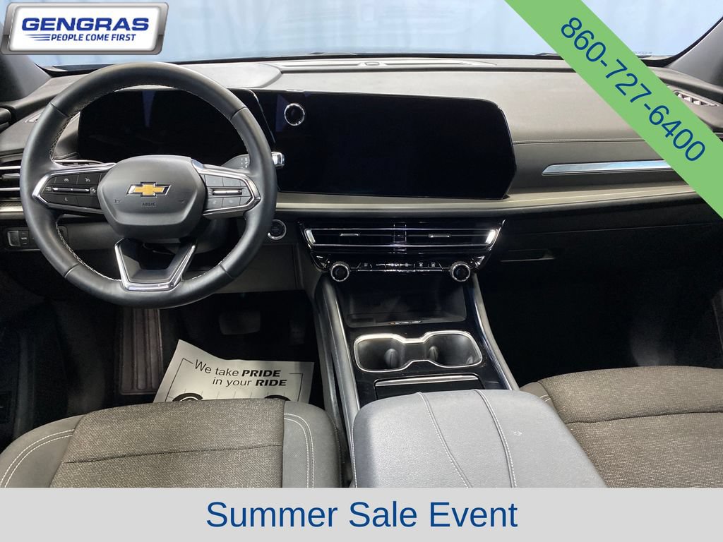 Used 2024 Chevrolet Traverse LT w/ Trailering Package AWD/4WD image 30