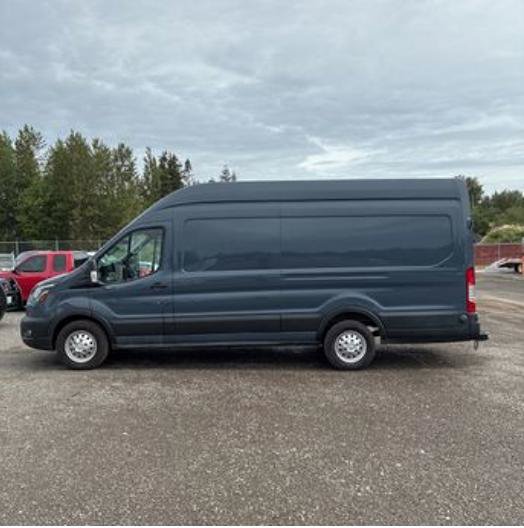 Used 2022 Ford Transit 250 148 High Roof Extended AWD w/ Parcel Delivery Package image 12