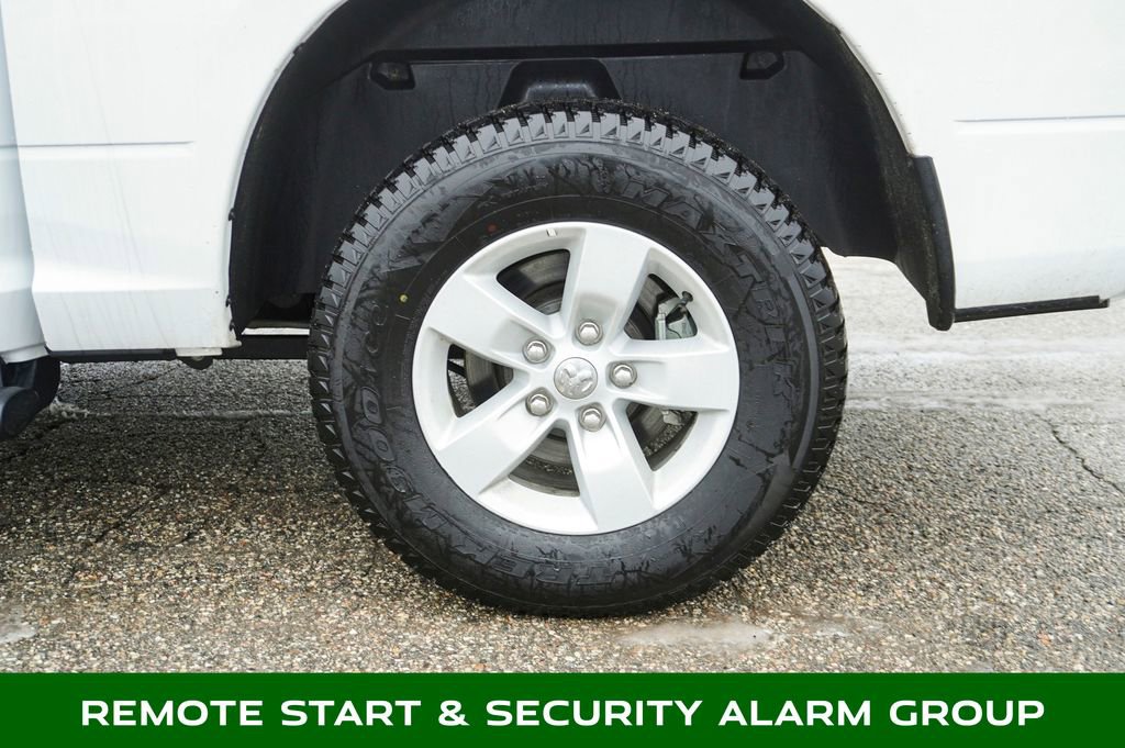 Used 2022 RAM 1500 Classic SLT w/ Electronics Convenience Group image 6