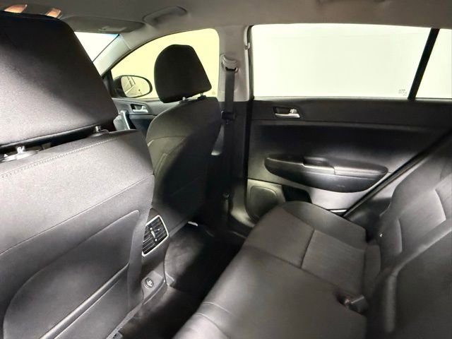 Used 2022 Kia Sportage LX image 36