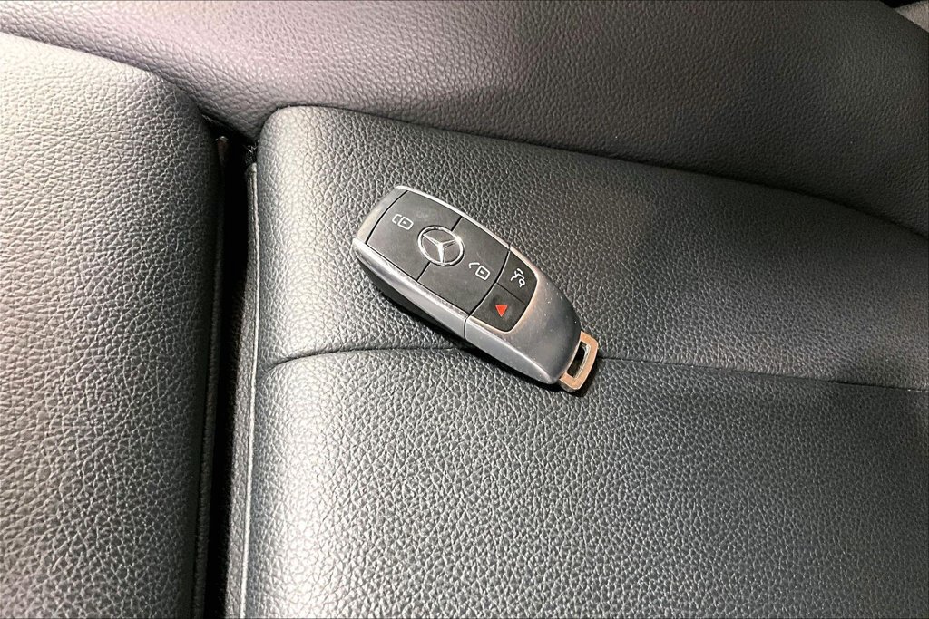 Used 2025 Mercedes-Benz GLA 250 image 10